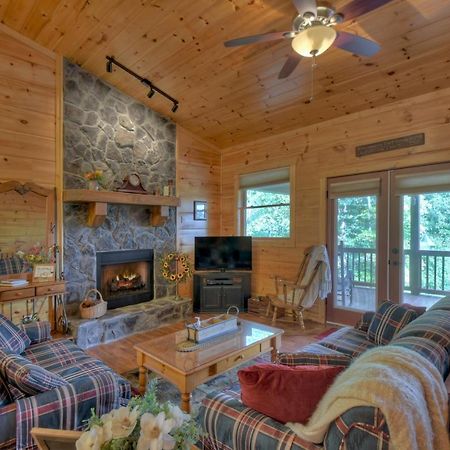 Hawks Hideaway - Cuddleup Villa Mashburn Mill Bagian luar foto